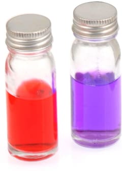 Eisco&trade;&nbsp;Glass McCartney Bottles with Cap